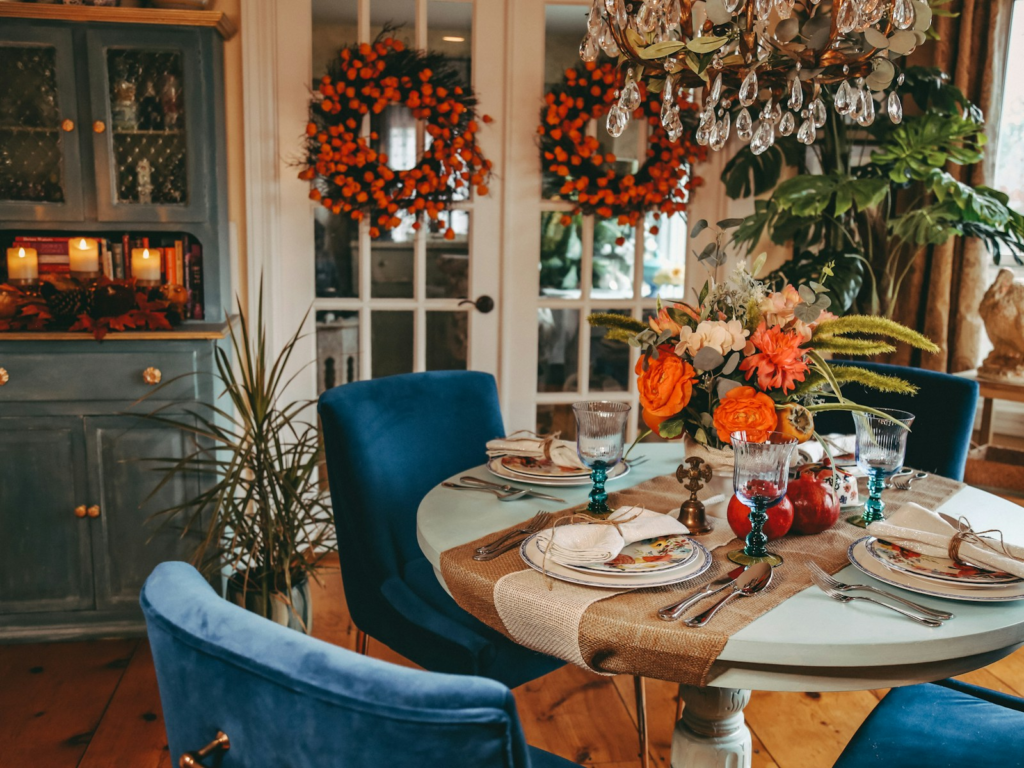 Eco-friendly holiday cleaning tips for a sparkling, guest-ready home.