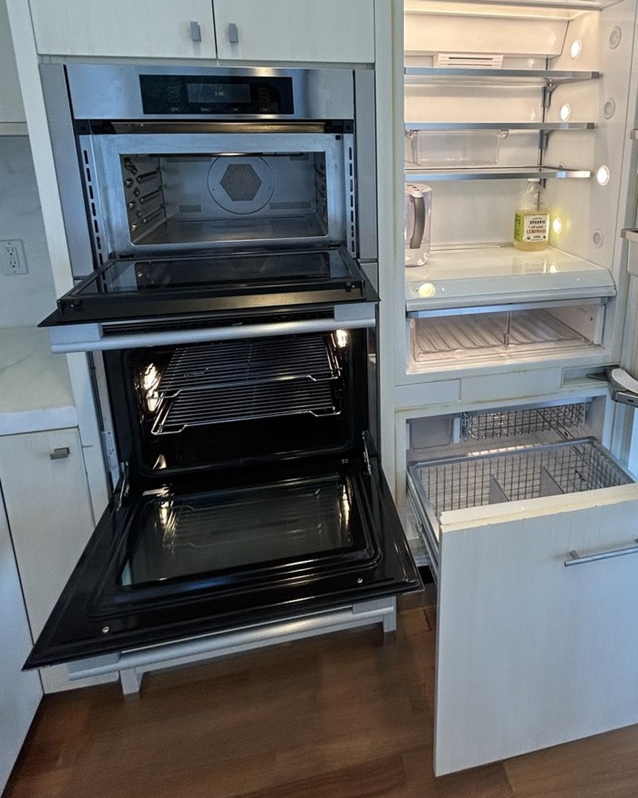 Oven and refrigerator interior cleaned by Royal Glow Cleaning